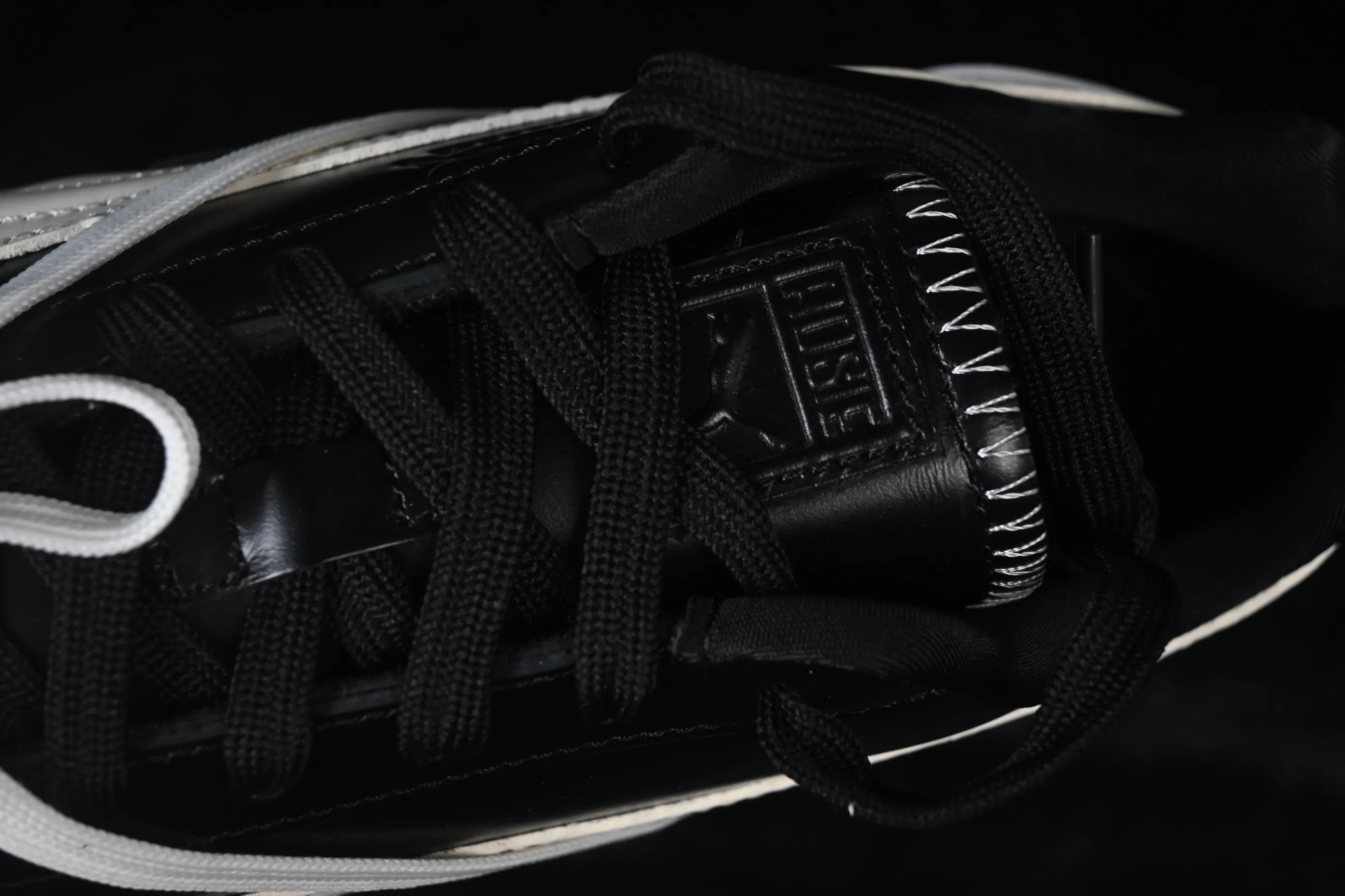 All categories Vans Vans series Vans Low Vans low-top J version Rose x Puma Speedcat joint model Speed ​​racing series Puma low-top lifestyle casual shoes 404391-01